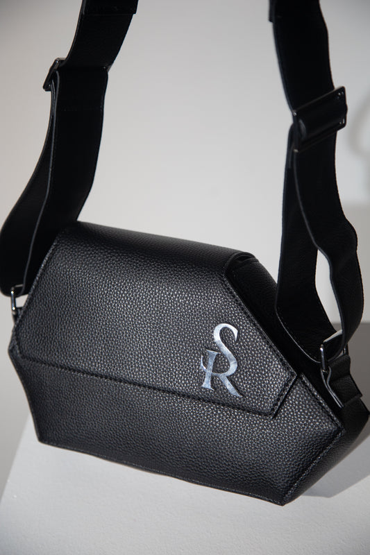 OMOSA MESSENGER BAG BLACK